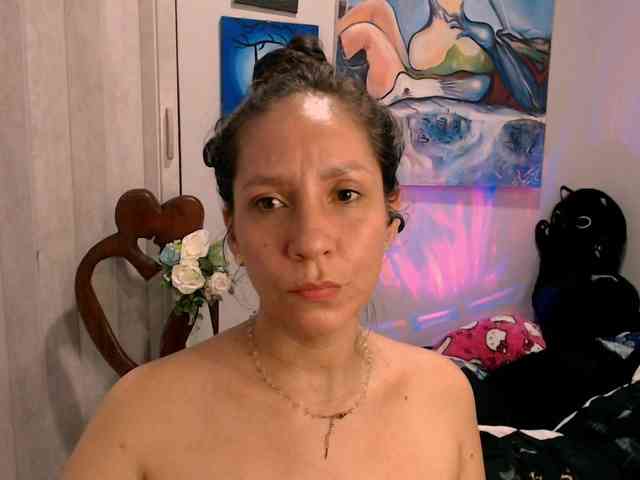 goddess-nahy webcam