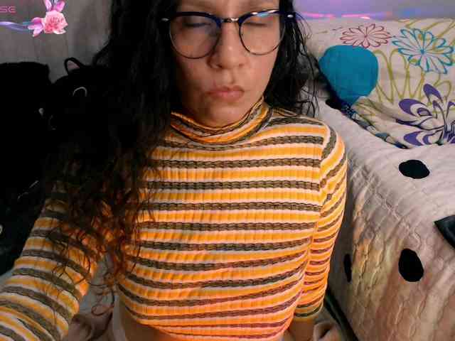 goddess-nahy webcam