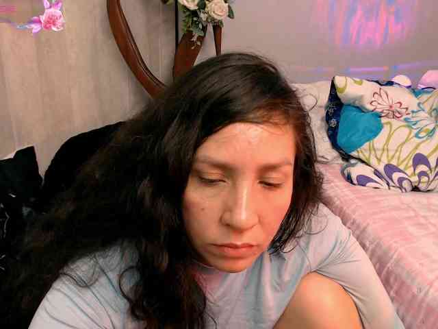 goddess-nahy webcam