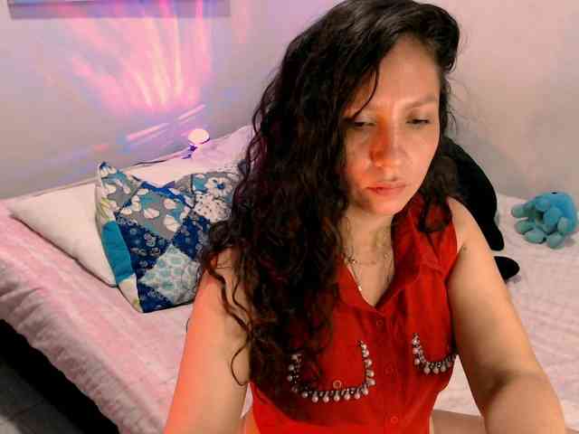 goddess-nahy webcam