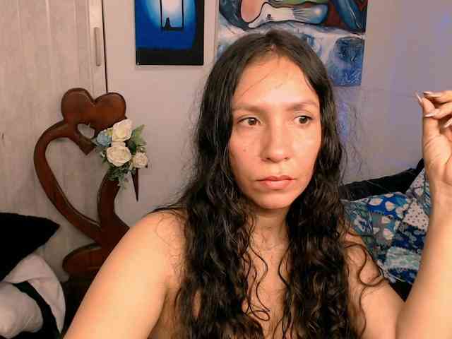 goddess-nahy webcam