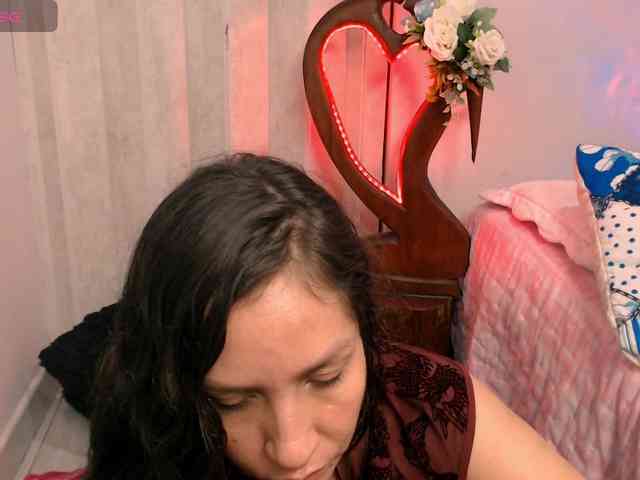 goddess-nahy webcam
