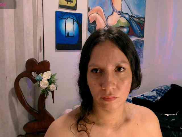 goddess-nahy webcam