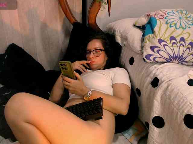 goddess-nahy webcam
