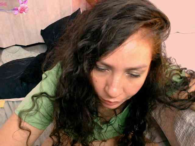goddess-nahy webcam