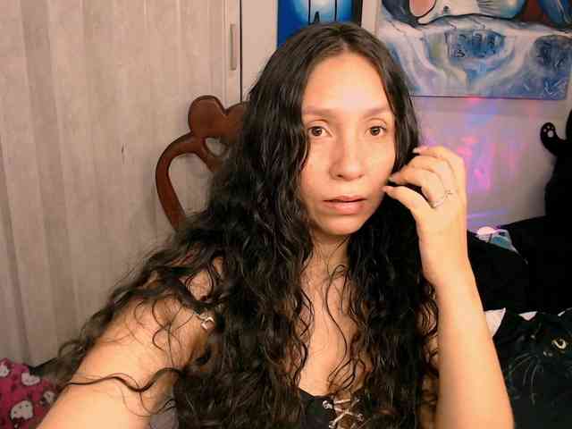 goddess-nahy webcam