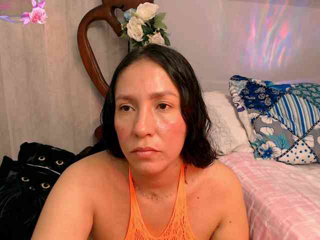 goddess-nahy webcam
