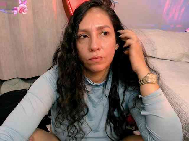goddess-nahy webcam