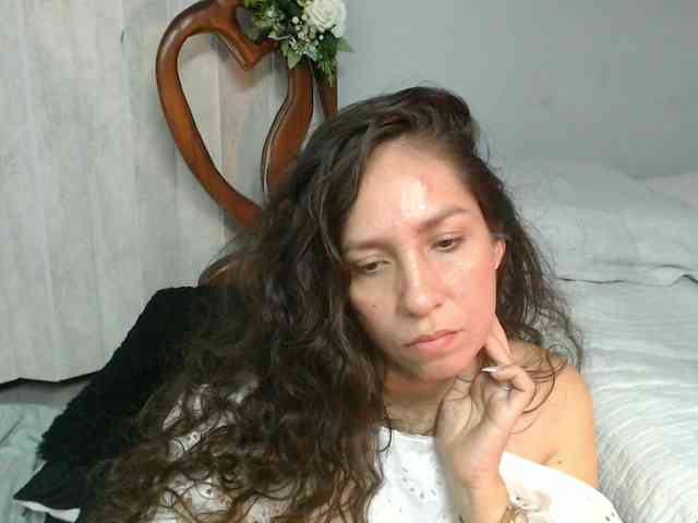 goddess-nahy webcam