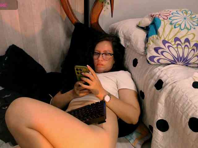 goddess-nahy webcam
