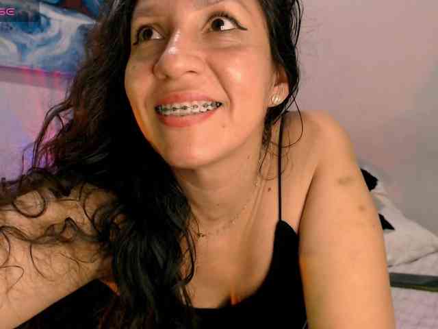 goddess-nahy webcam