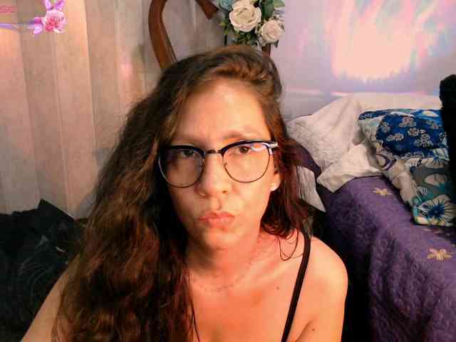 goddess-nahy webcam