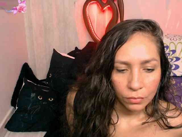 goddess-nahy webcam