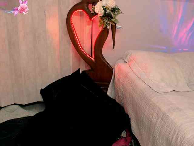 goddess-nahy webcam
