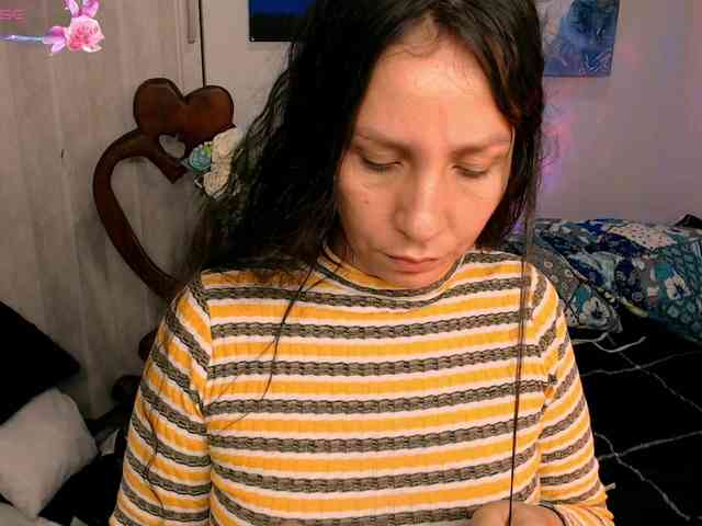 goddess-nahy webcam
