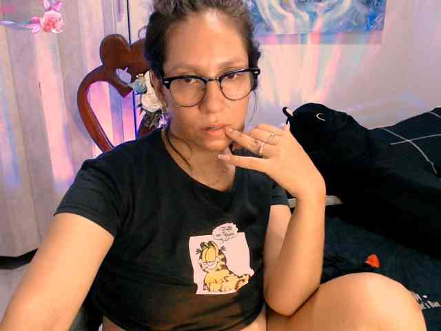 goddess-nahy webcam