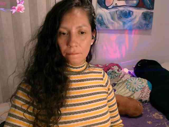goddess-nahy webcam