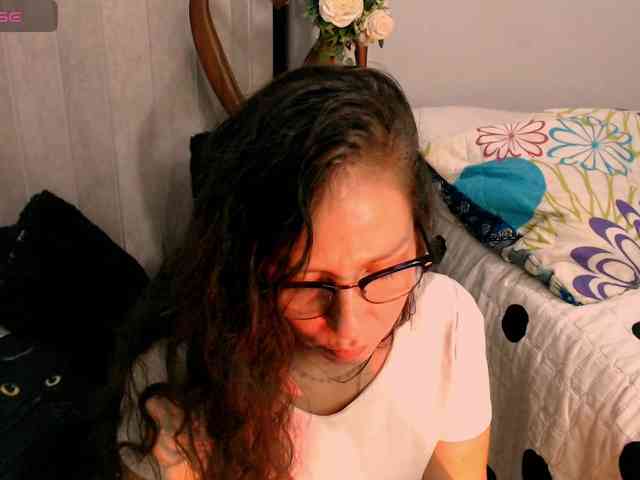 goddess-nahy's webcam live show