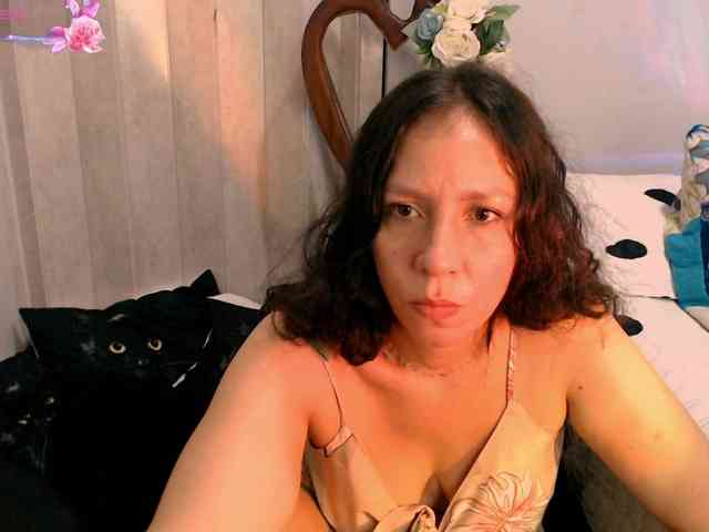 goddess-nahy webcam