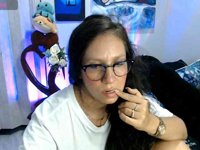 goddess-nahy webcam