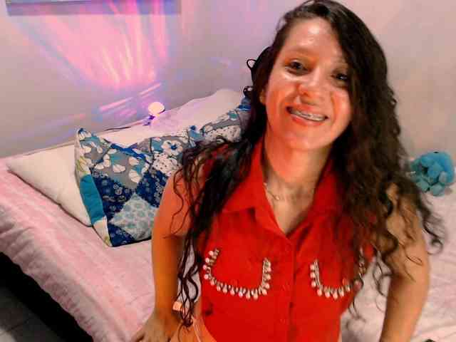goddess-nahy webcam