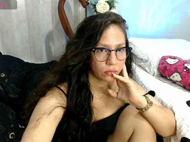 goddess-nahy webcam