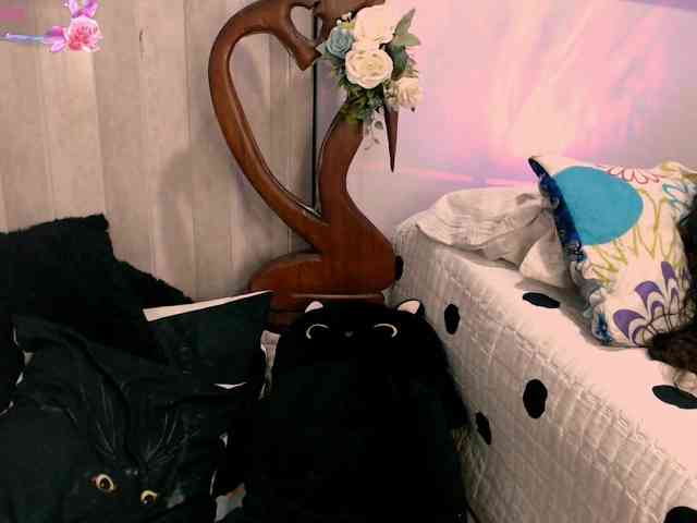 goddess-nahy webcam