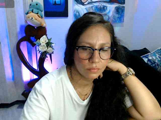 goddess-nahy webcam