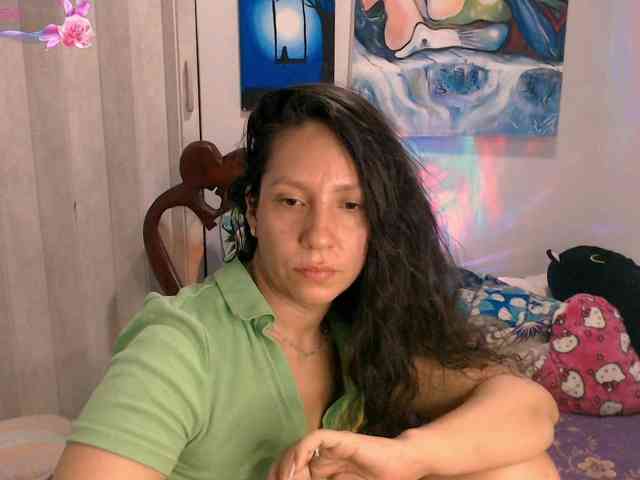 goddess-nahy webcam