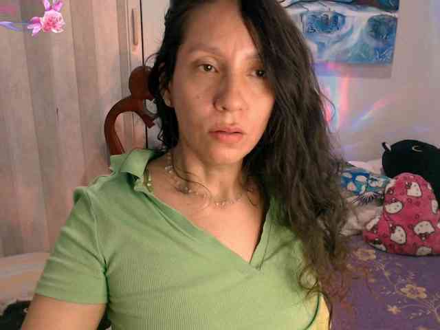 goddess-nahy webcam