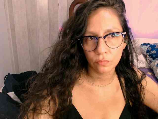 goddess-nahy webcam