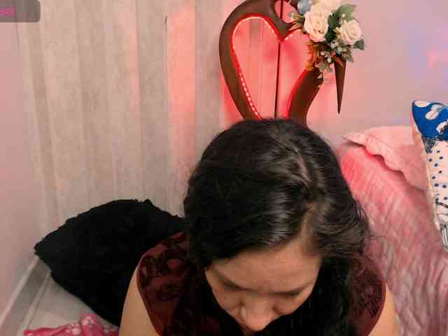 goddess-nahy webcam