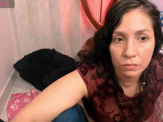goddess-nahy webcam