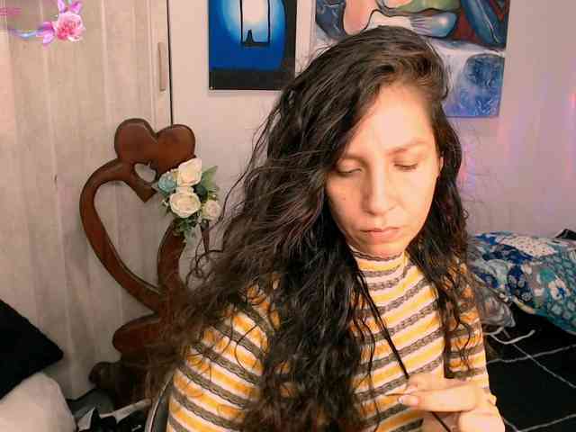goddess-nahy webcam