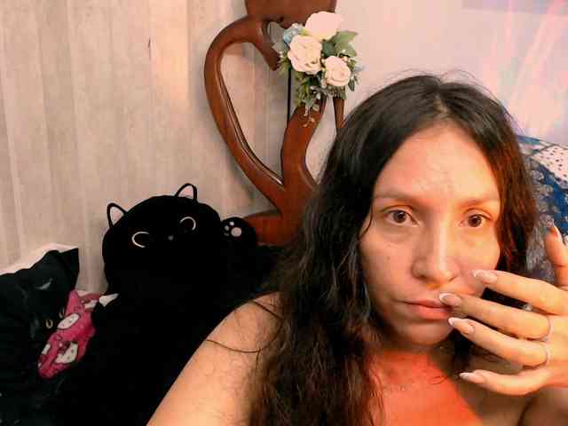 goddess-nahy webcam
