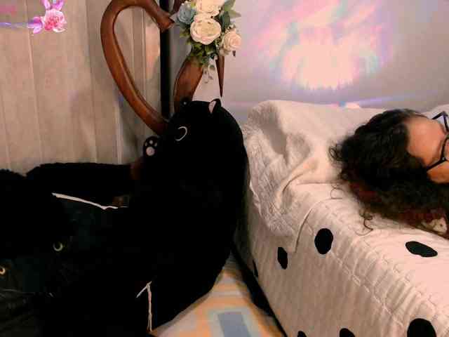 goddess-nahy webcam