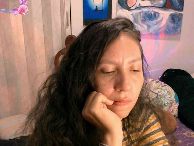 goddess-nahy webcam