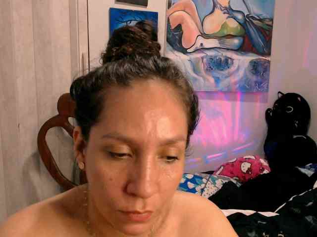 goddess-nahy webcam