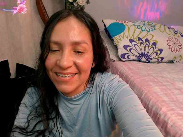 goddess-nahy webcam