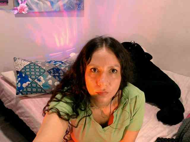 goddess-nahy webcam