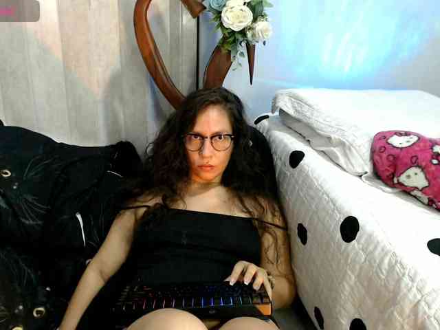 goddess-nahy webcam