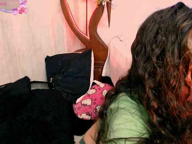 goddess-nahy webcam