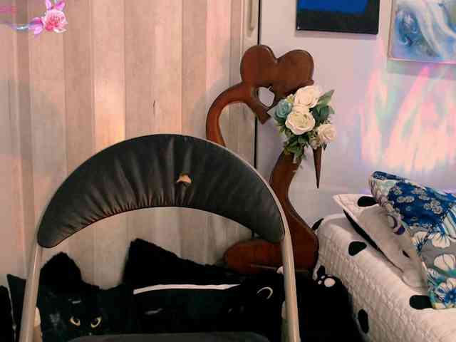 goddess-nahy webcam
