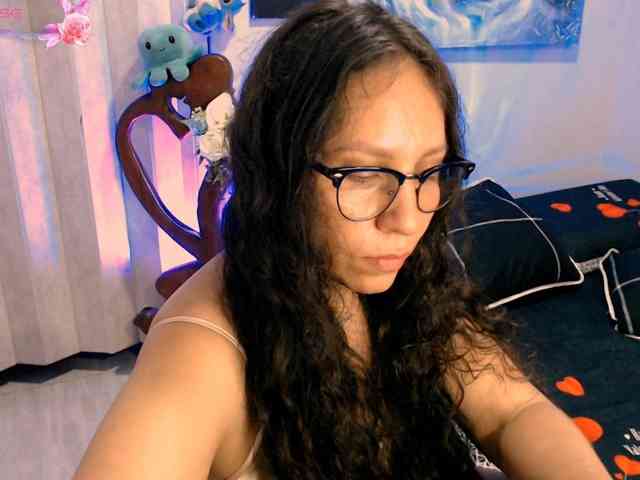 goddess-nahy webcam