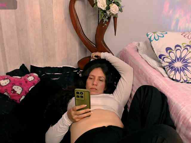goddess-nahy webcam
