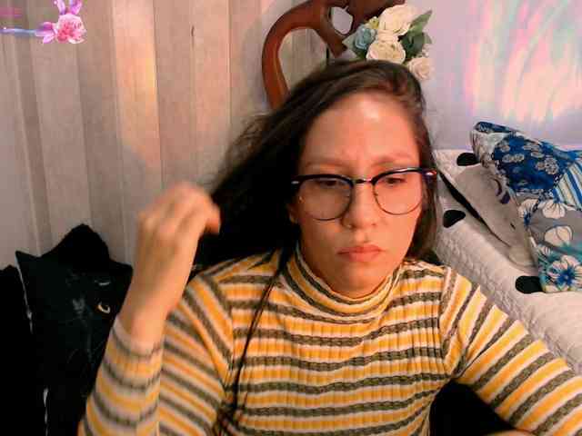 goddess-nahy webcam