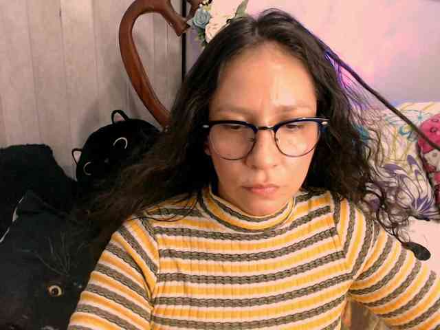 goddess-nahy webcam