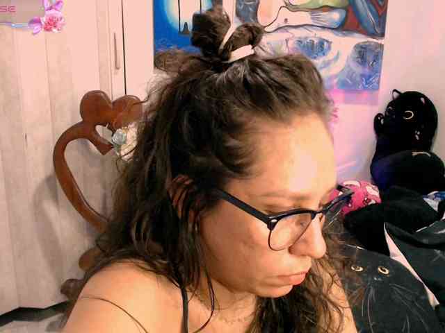 goddess-nahy webcam