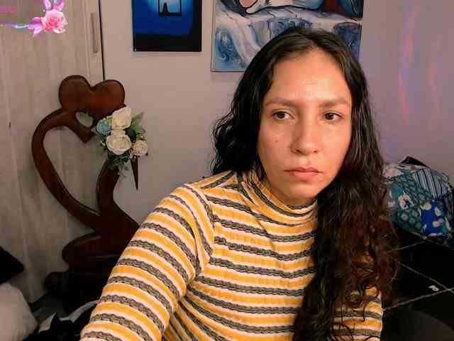 goddess-nahy webcam