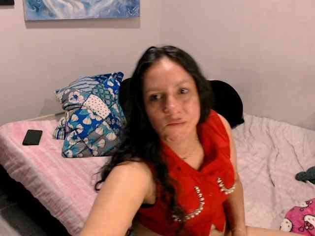 goddess-nahy webcam
